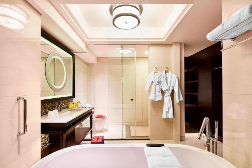 Sheraton Bali Kuta Resort Bali - Guest Room, 1 King Bed