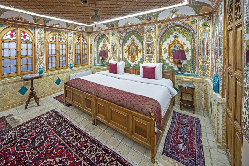 اقامتگاه سنتی قصر منشی اصفهان - سوئیت دلنشین