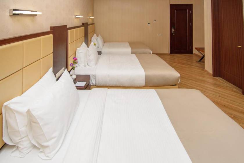 KMM Hotel Tbilisi - Standard Triple Room