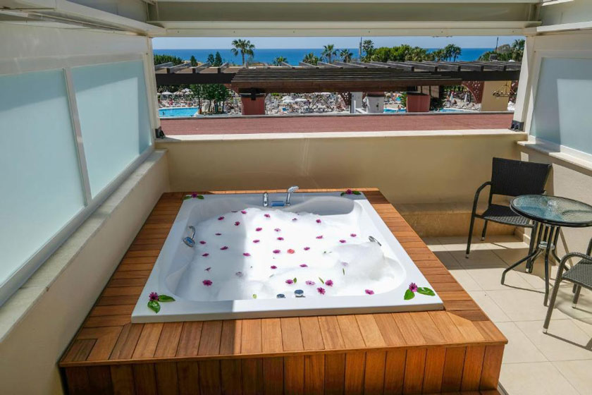 Side Star Resort Hotel - Ultra All Inclusive Antalya - Family Room with Terrace