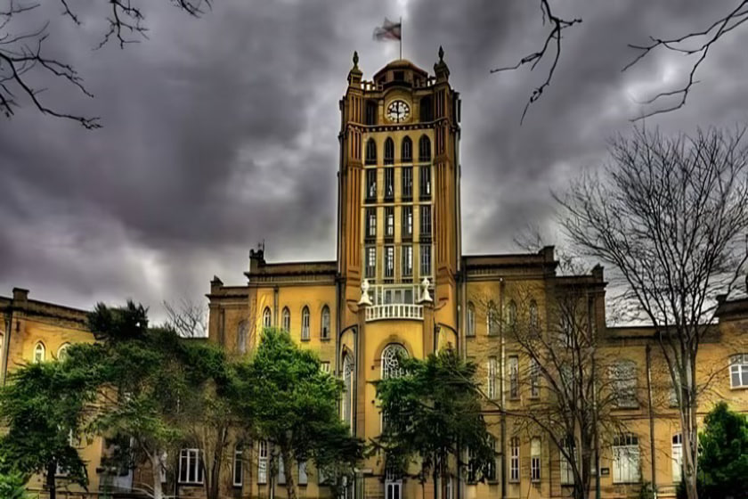 میدان ساعت تبریز. منبع عکس: گوگل مپ. عکاس: Hamid Moaddel