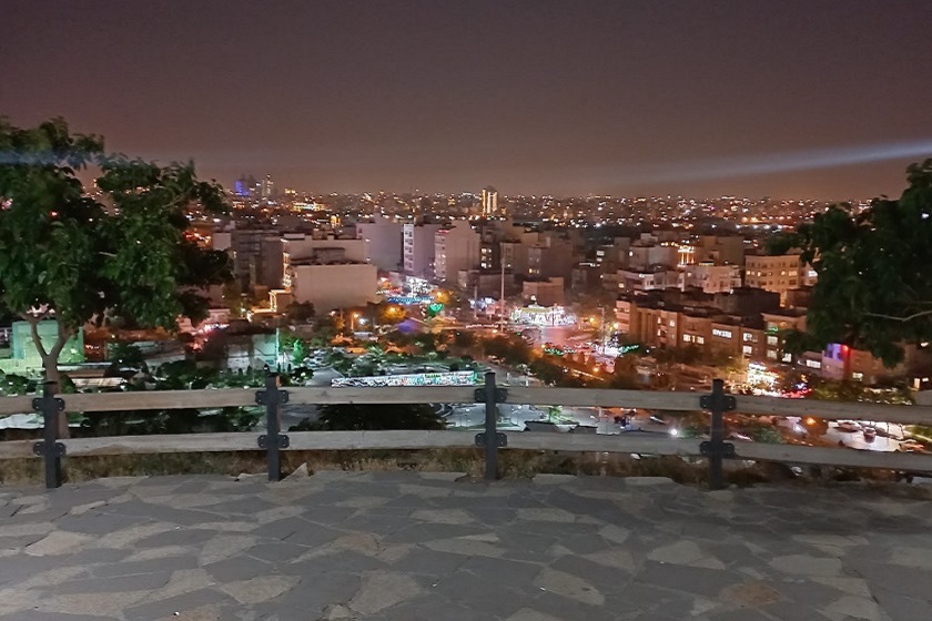 بوستان وفا. منبع عکس: گوگل مپ. عکاس: احسان حدادیان