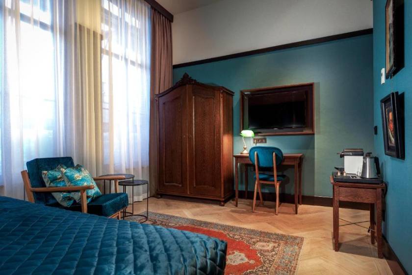 The Hendrick's Hotel - Superior King Room