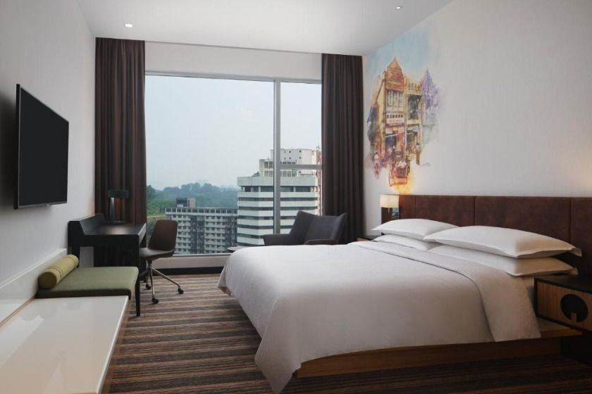Four Points by Sheraton Kuala Lumpur, Chinatown - Large Premier King Room