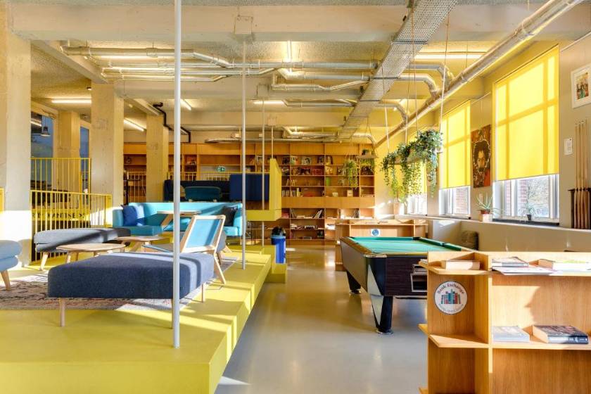 ClinkNOORD Hostel - lobby