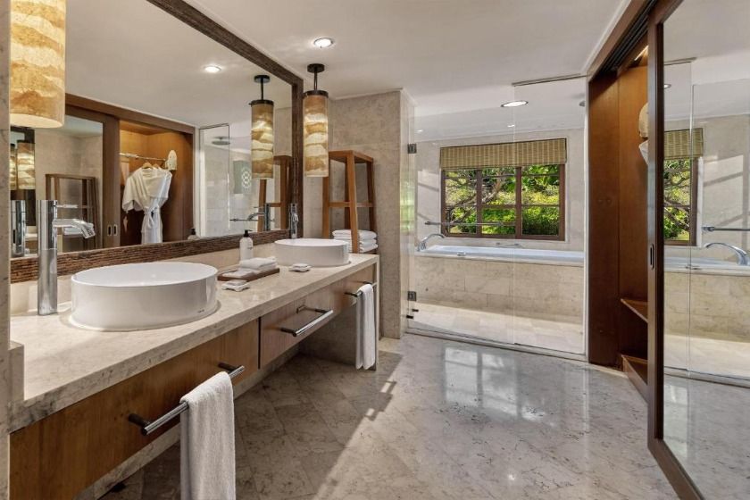 Grand Hyatt Bali - Deluxe King Room - Club Access