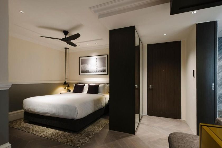 Grand Park City Hall Singapore - Corner Studio Room