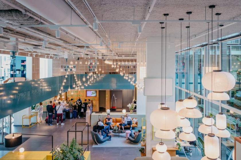 Hotel Casa Amsterdam - facade