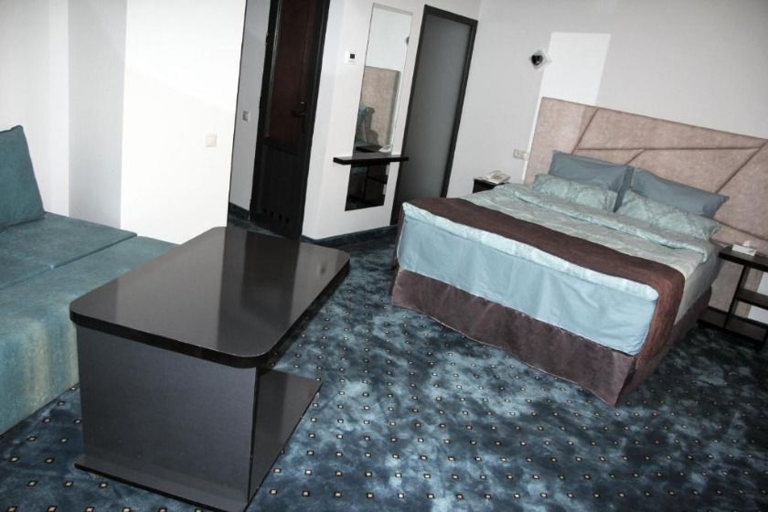 Nice Hotel Yerevan - suite