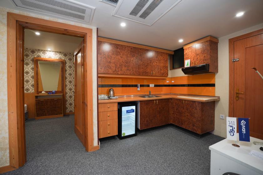 هتل آپارتمان ایوان 3 (احسان) مشهد - اتاق