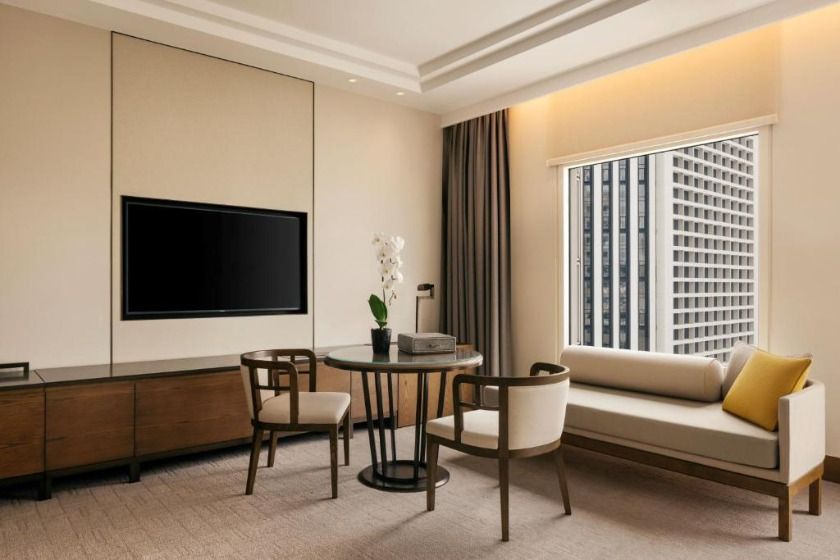 Conrad Centennial Singapore - Twin Executive Suite with Lounge Access