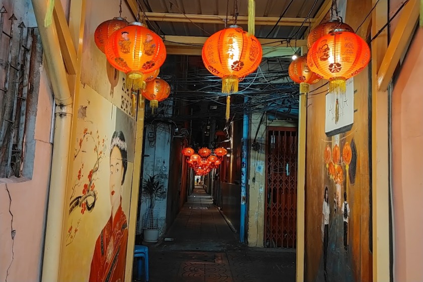 پیاده راه انگ انگ بانکوک. منبع عکس: گوگل‌مپ. عکاس: Hirosh Ishizeki