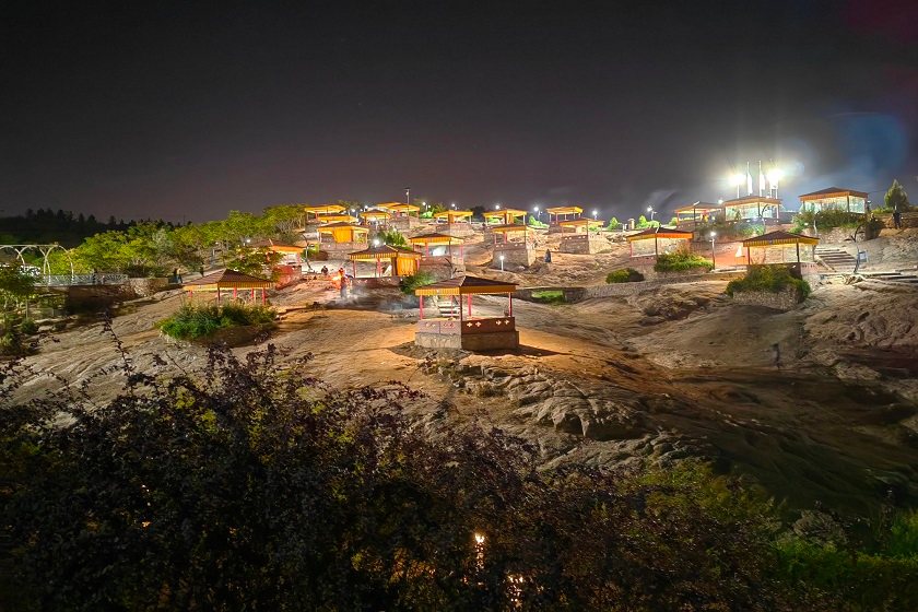 منطقه گردشگری هفت حوض مشهد. منبع عکس: گوگل مپ. عکاس: جواد مهدوی