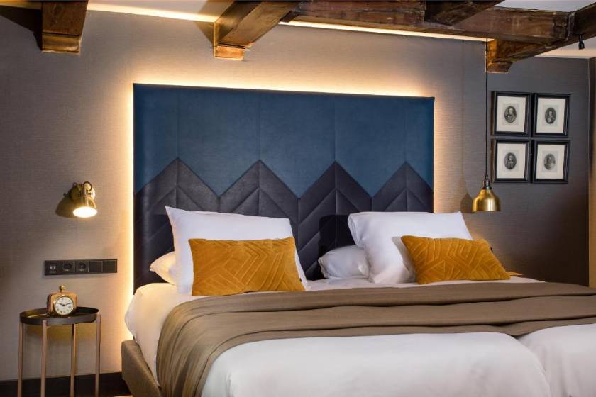 The Hendrick's Hotel - Deluxe Double Room