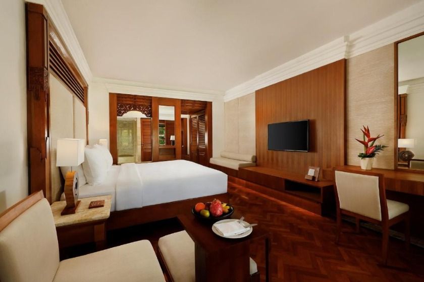 Nusa Dua Beach Hotel & Spa, Bali - Palace Club King Room with Lagoon Access