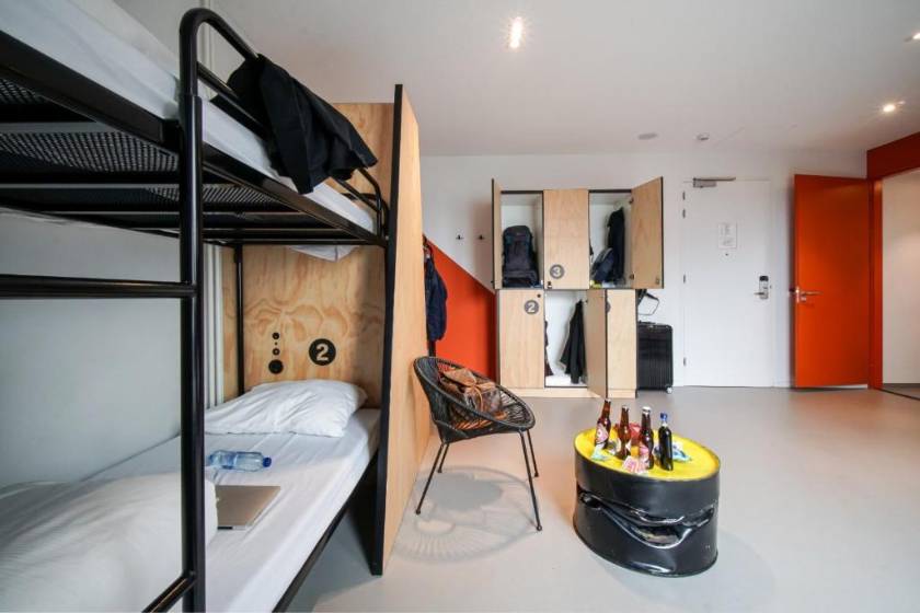 Via Amsterdam - Quadruple Room with Private Bathroom