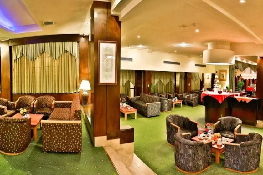 هتل لاله سرعین - لابی