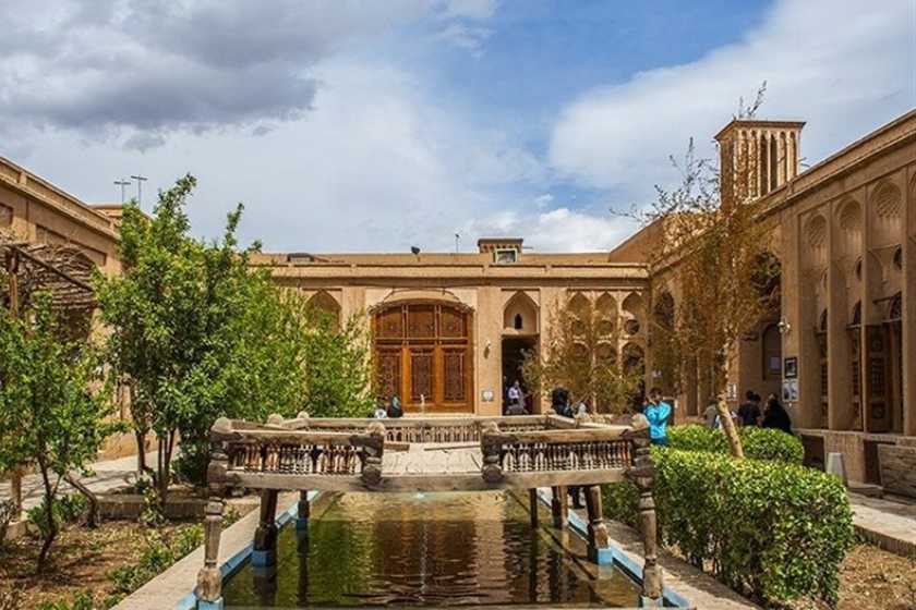 خانه تاریخی لاری‌ها در یزد تا پایان دی‌ماه تعطیل شد