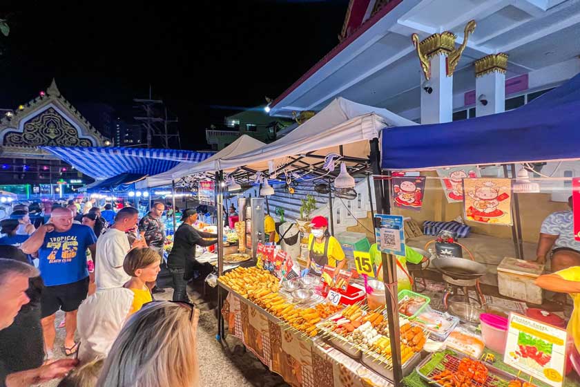 بازار معبد وات کارون. منبع عکس: وبسایت paradoxhotels.com. عکاس: نامشخص