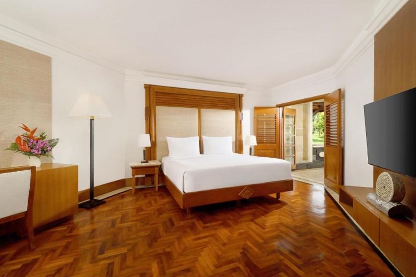 Nusa Dua Beach Hotel & Spa, Bali - Palace Club King Suite