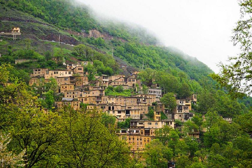 روستای لیقوان. منبع عکس: ویکی‌پدیا. عکاس: نامشخص