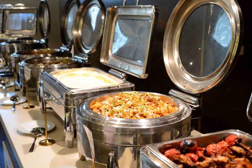 هتل شهدای خلیج فارس مشهد - غذا