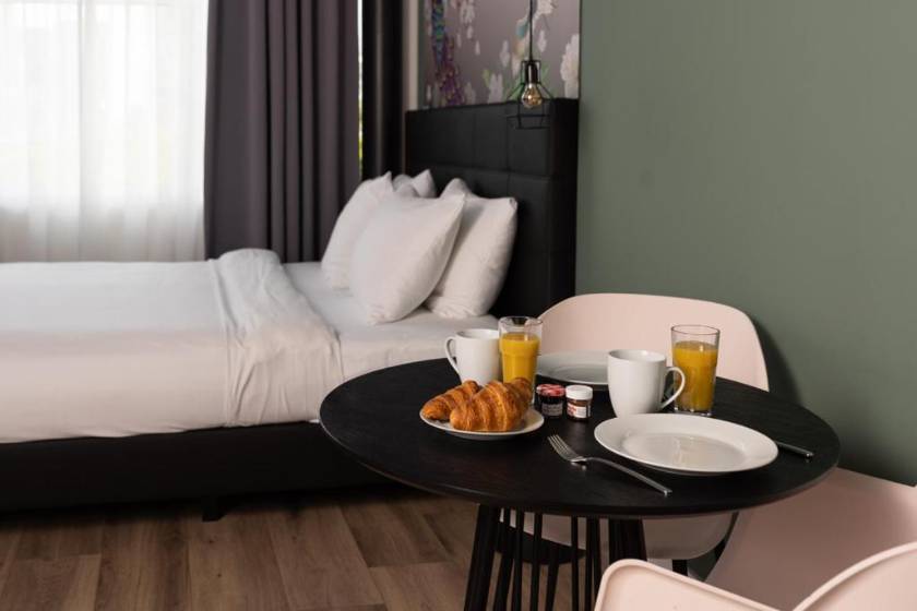 Hotel2Stay - Economy Double Room