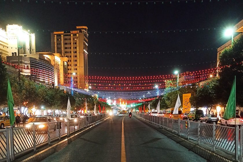 بلوار امام رضا مشهد. منبع عکس: گوگل مپ. عکاس: محمدرضا امیری