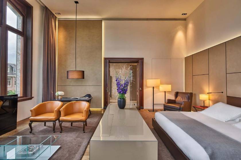 Conservatorium Hotel - Van Baerle Suite