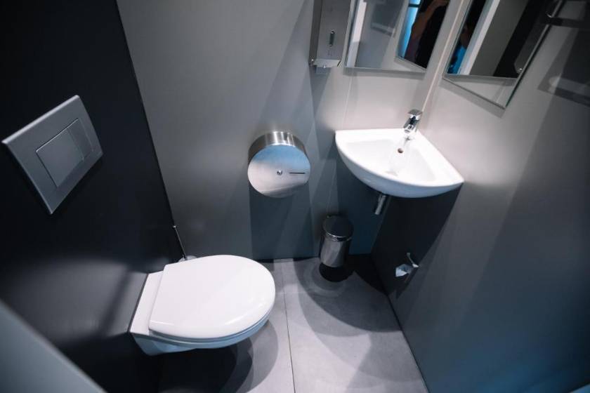 ClinkNOORD Hostel - Bed in 6-4-bed En-suite Dorm