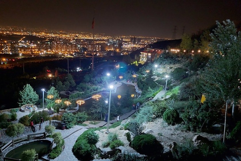 پارک آبشار تهران