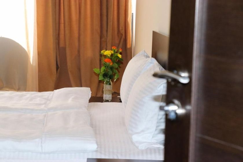 Bien Hotel yerevan - Large Double Room