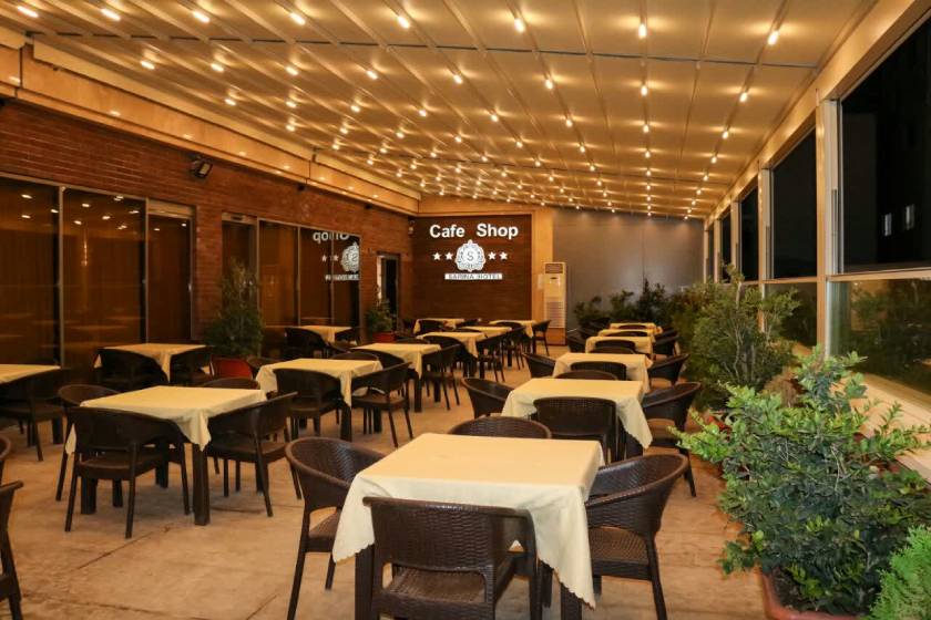 هتل شهدای خلیج فارس مشهد - رستوران