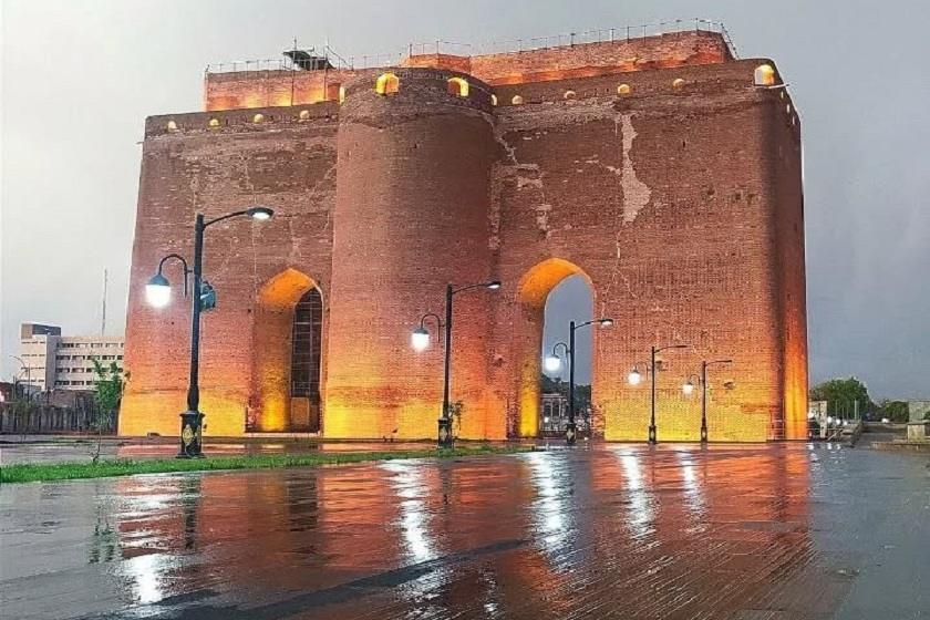 ارگ تبریز. منبع عکس: گوگل‌مپ. عکاس: نامشخص