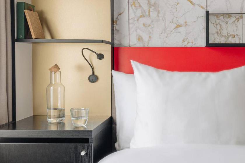 Leonardo Boutique Hotel The Lancaster Hotel Amsterdam - Comfort Room 1 Double Bed 2 Single Beds