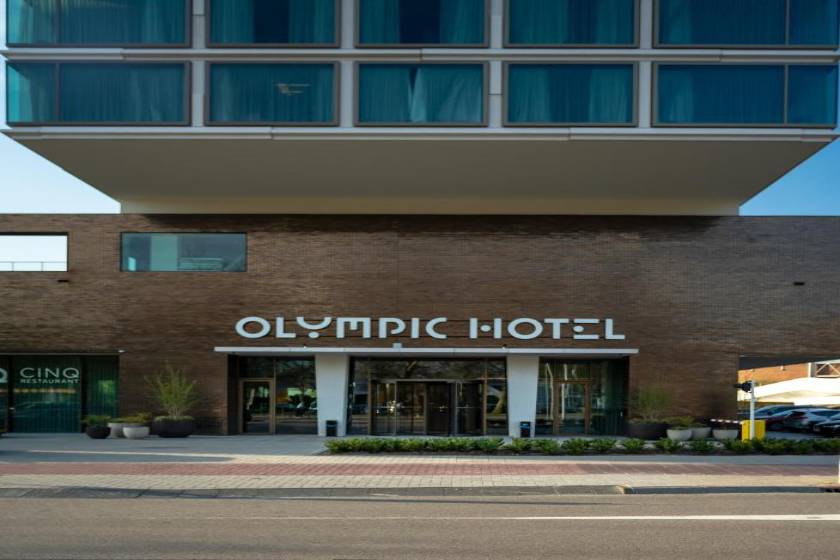 Olympic Hotel - facade