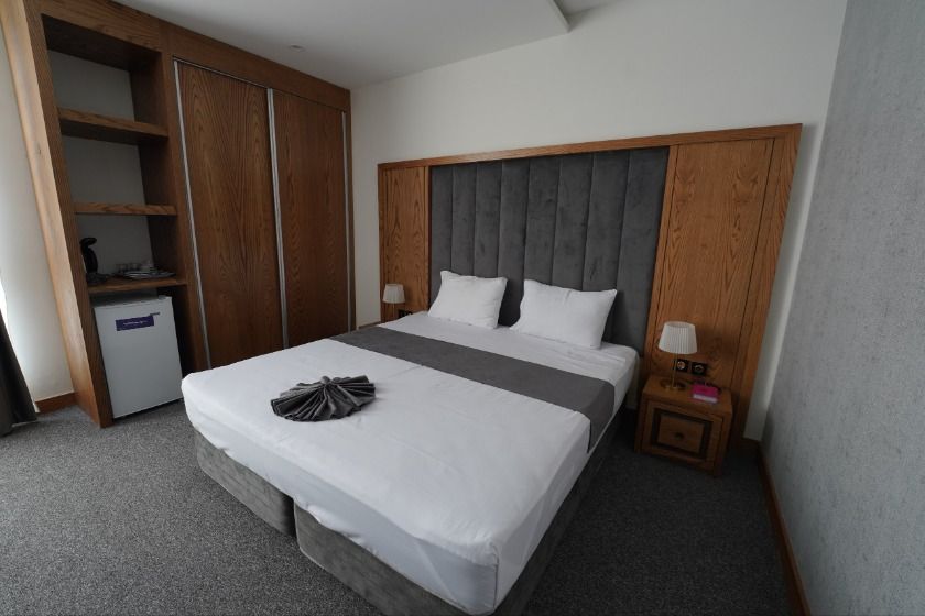 هتل ایوان 2 (فدائی) مشهد - اتاق دو تخته دبل