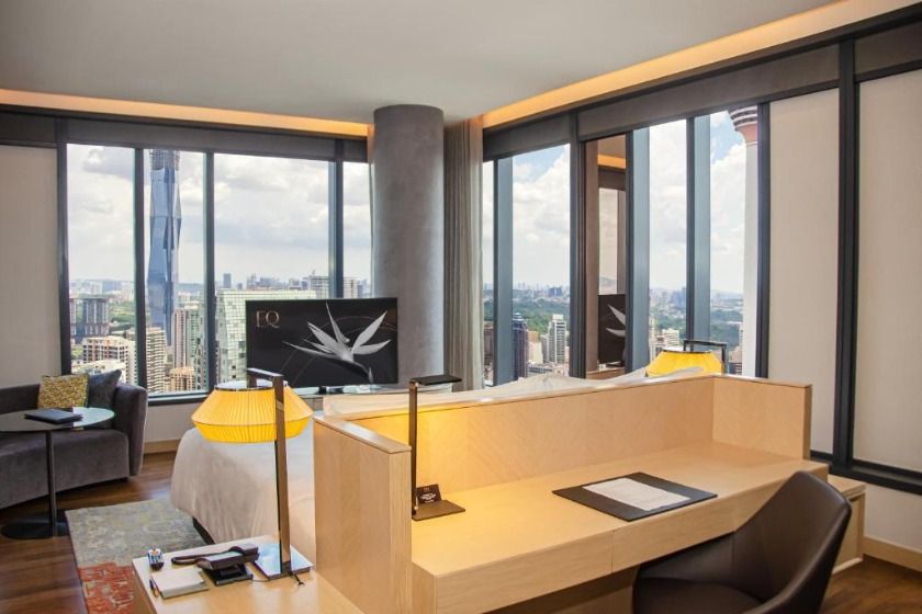 EQ Kuala Lumpur Hotel - Premier King KL Tower View