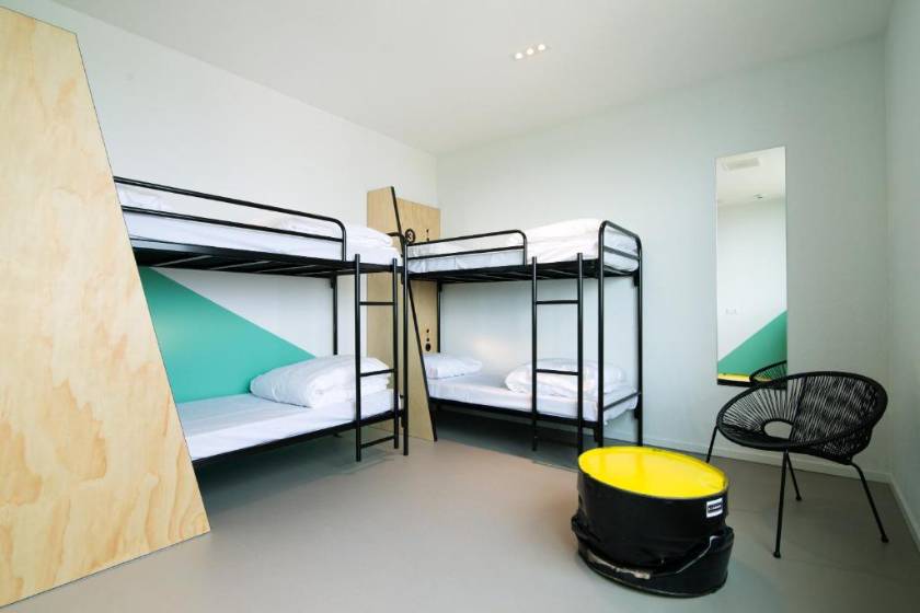 Via Amsterdam - Family Room with Private Bathroom