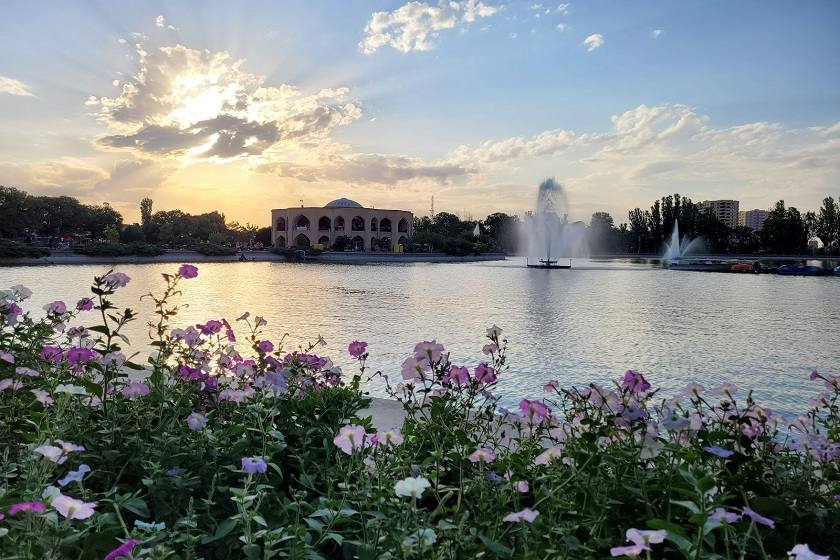 ائل گلی. منبع عکس: گوگل‌مپ. عکاس: امیررضا فرهادی