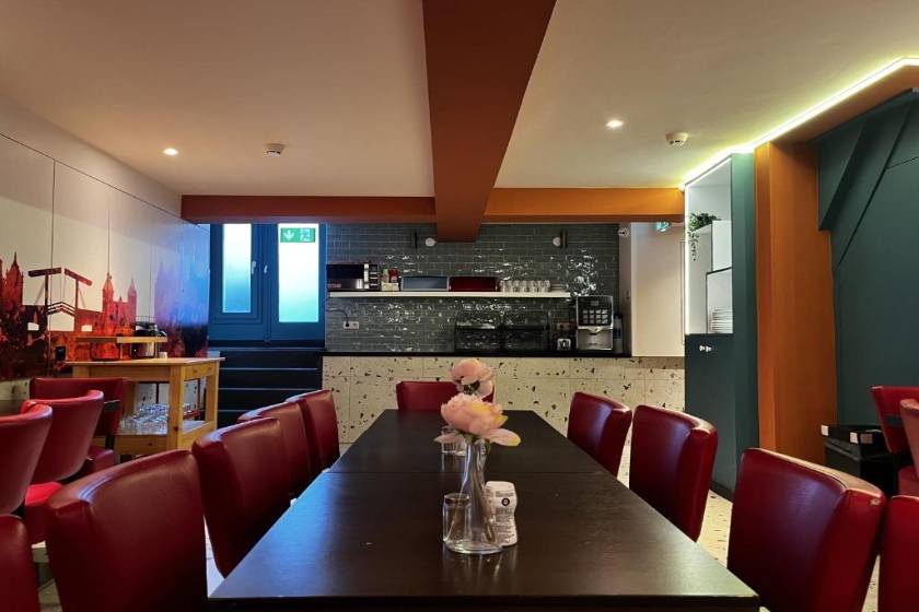 Heart of Amsterdam Hostel - restaurant