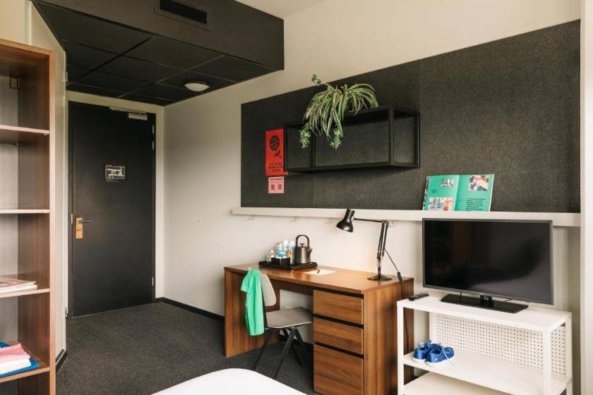 The Social Hub Amsterdam City - Deluxe Twin Room