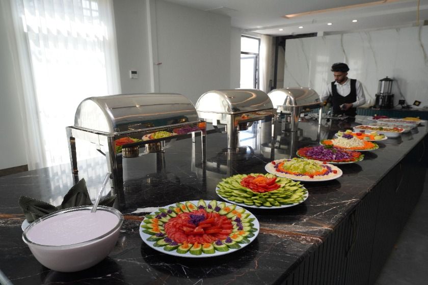 هتل ایوان 2 (فدائی) مشهد - غذا و نوشیدنی