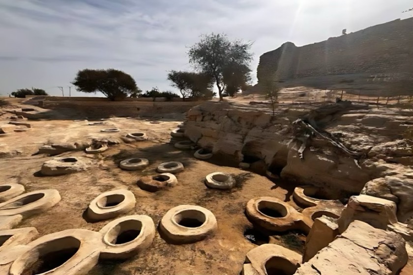 چاه تلا قشم. منبع عکس: گوگل مپ. عکاس: مصطفی مصطفوی