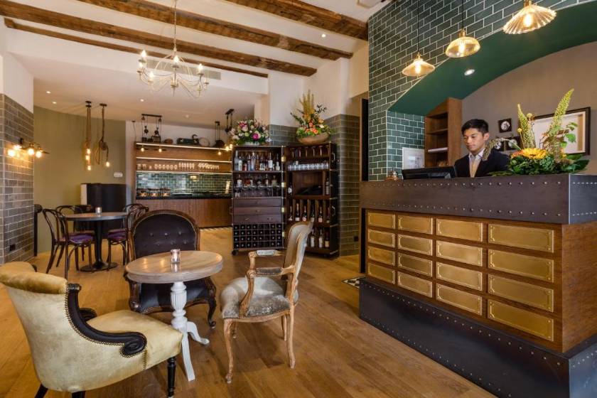 The Hendrick's Hotel - reception