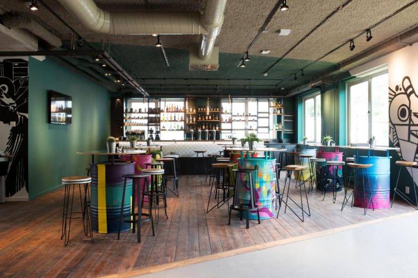 Via Amsterdam - cafe