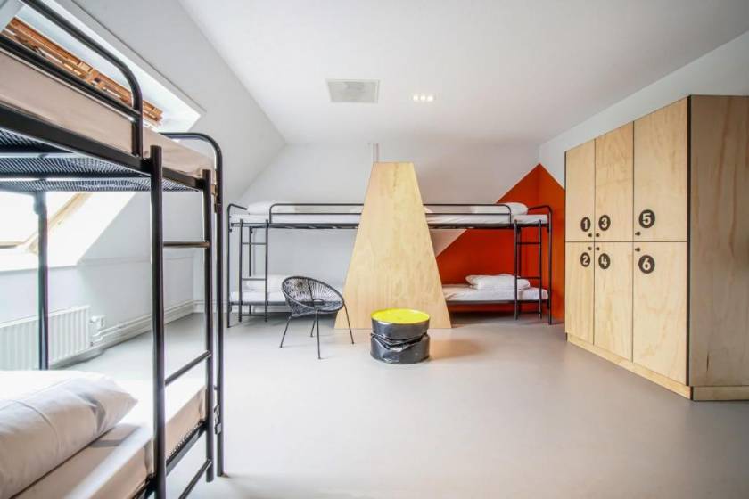 Via Amsterdam - Quadruple Room with Private Bathroom