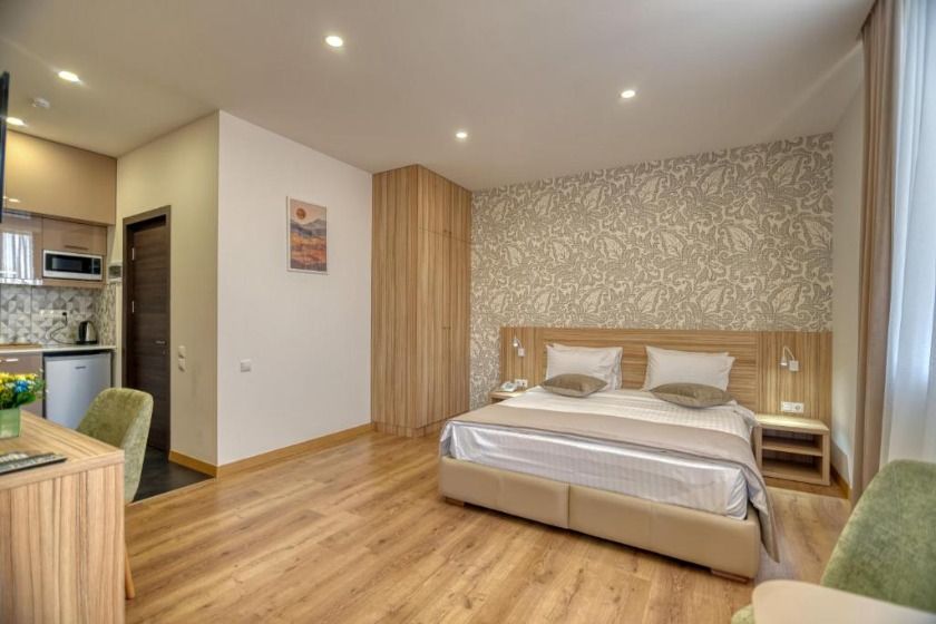 Orbeli Hotel Yerevan - Double or Twin Room with Mountain View