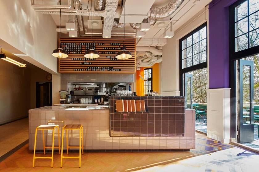Generator Amsterdam - cafe
