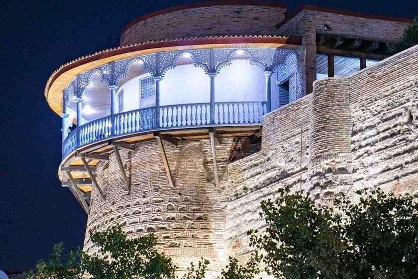 کاخ ملکه دارجان تفلیس. منبع عکس: گوگل مپ. عکاس: V. Jankara